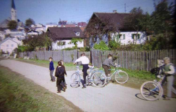 Wegscheid_muehlgasse_kinder_spielen