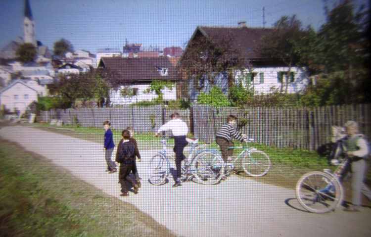 Wegscheid_muehlgasse_kinder_spielen